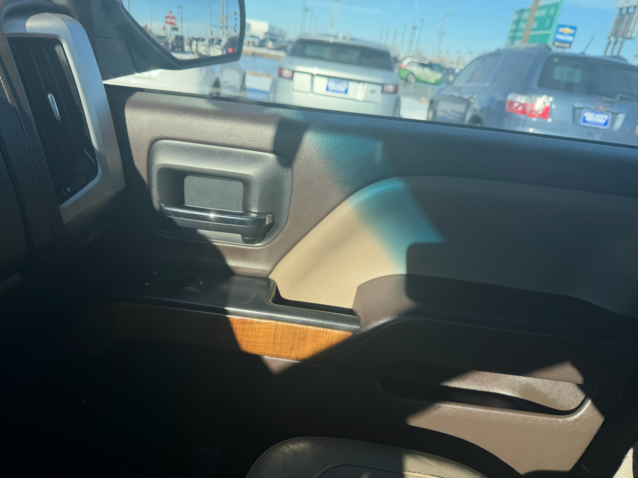 GMC Sierra 1500 4WD Double Cab 143.5" SLT 2015