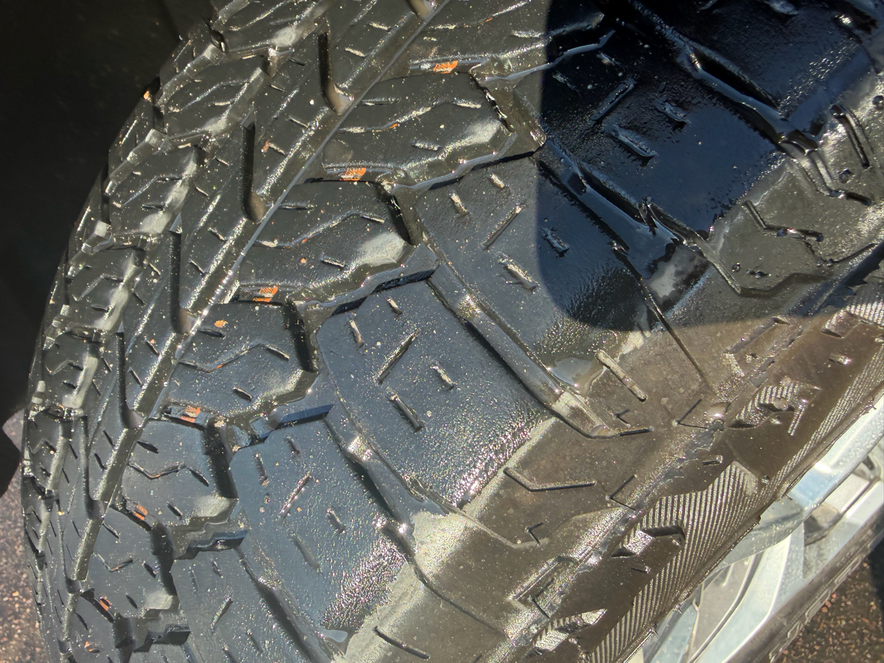 GMC Sierra 1500 4WD Double Cab 143.5" SLT 2015