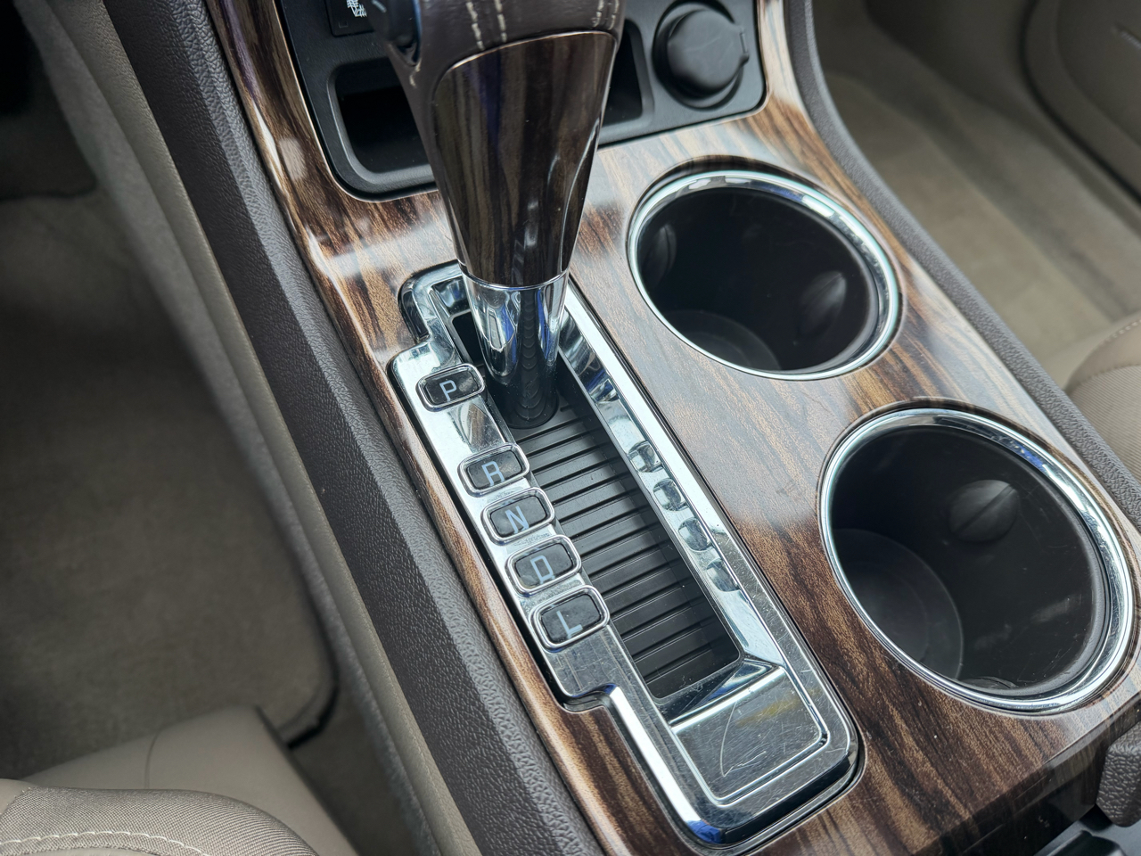 GMC Acadia AWD 4dr Denali 2013