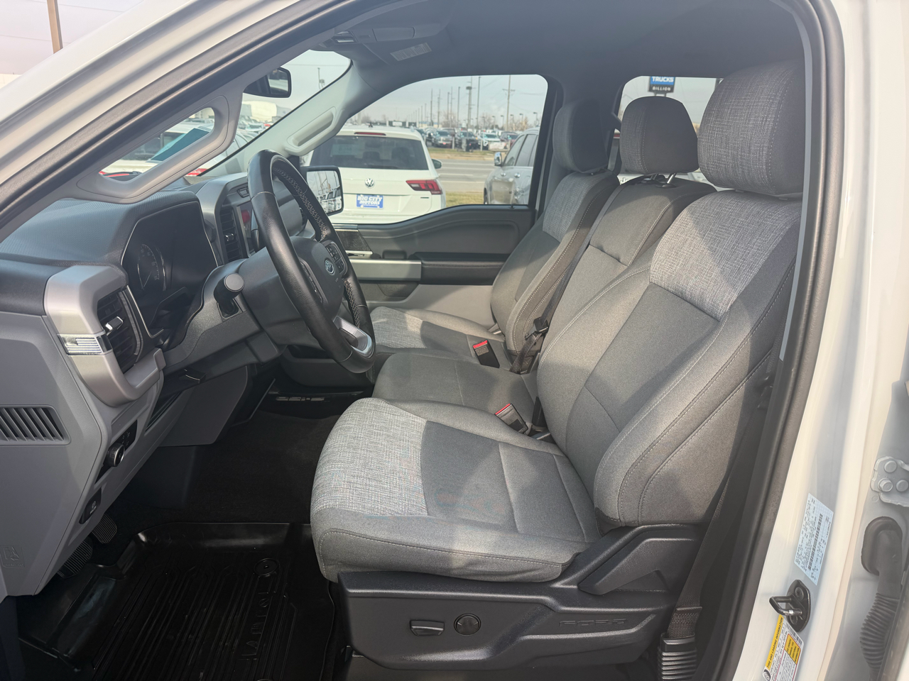 Ford F-150 XLT 4WD SuperCrew 5.5' Box 2023