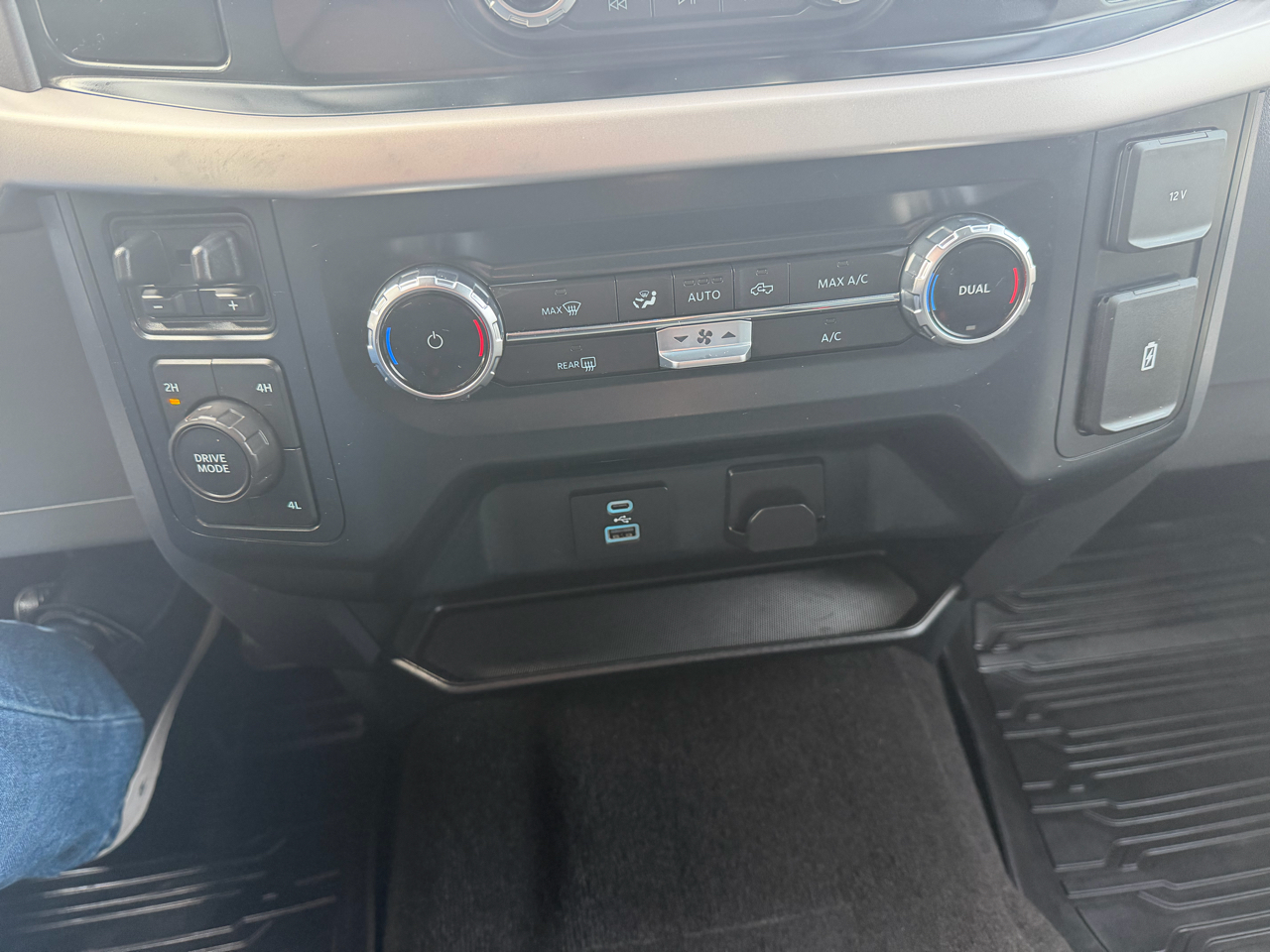 Ford F-150 XLT 4WD SuperCrew 5.5' Box 2023