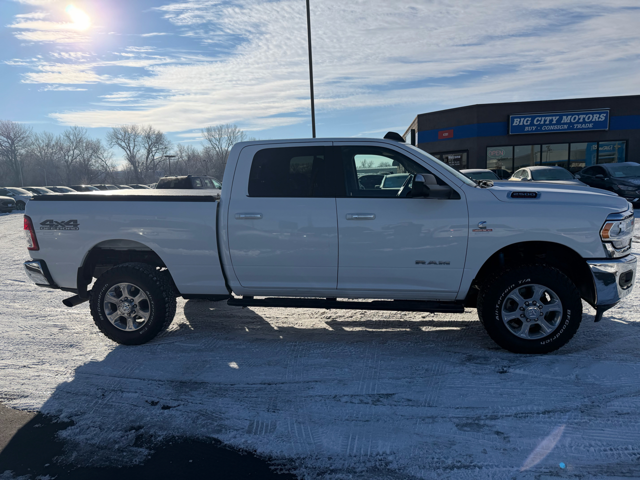 RAM 2500 Big Horn 4x4 Crew Cab 6'4" Box 2019