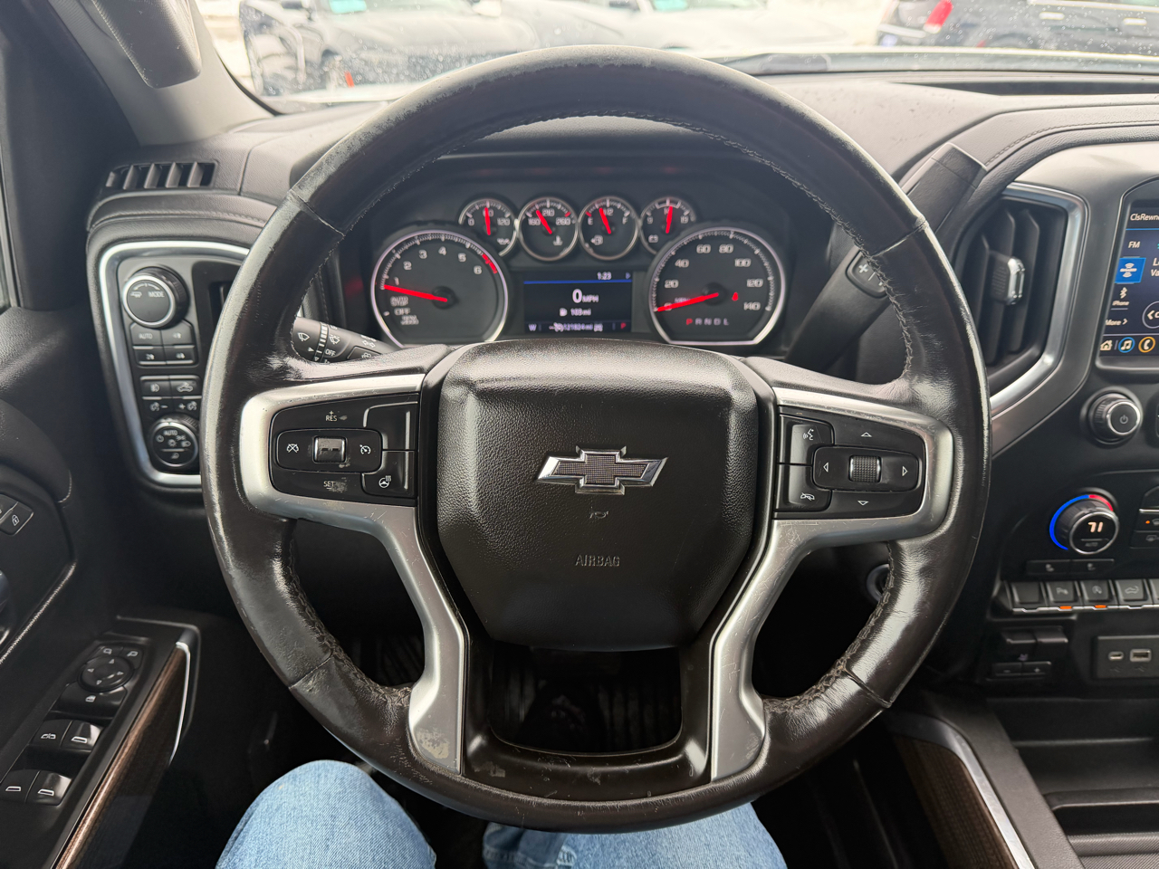 Chevrolet Silverado 1500 4WD Crew Cab 147" RST 2020