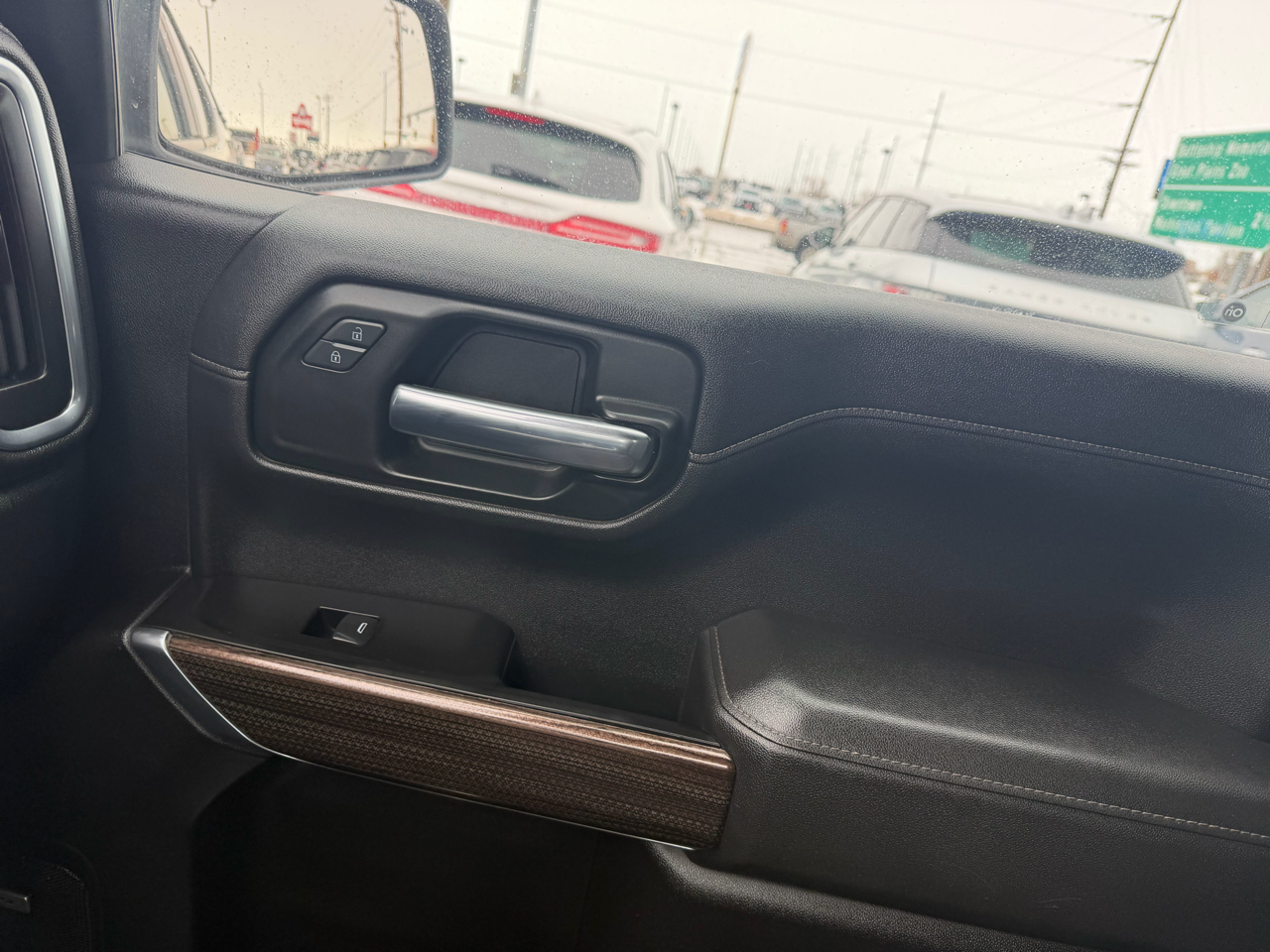 Chevrolet Silverado 1500 4WD Crew Cab 147" RST 2020