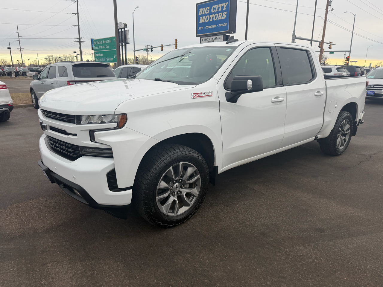 Chevrolet Silverado 1500 4WD Crew Cab 147" RST 2020
