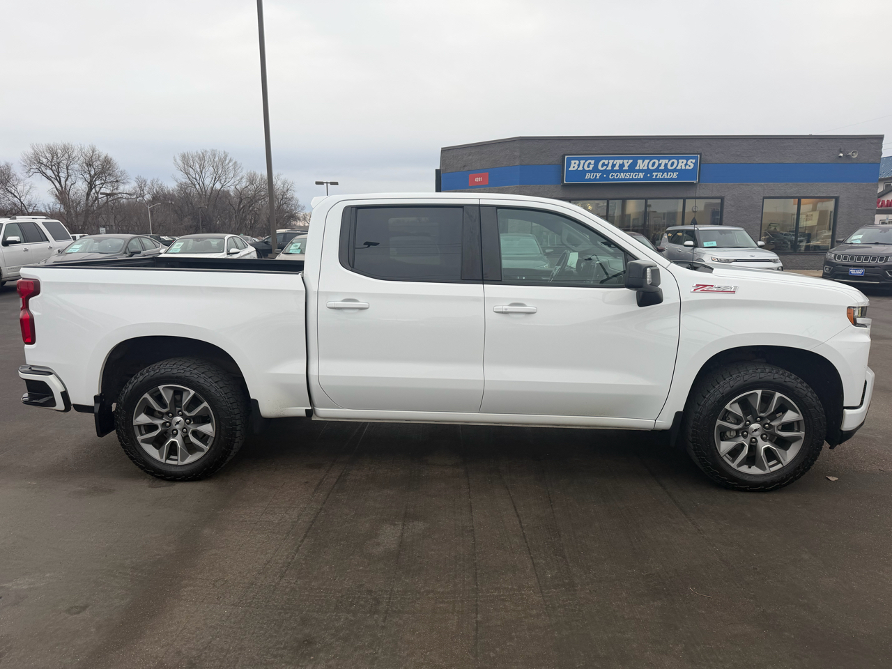 Chevrolet Silverado 1500 4WD Crew Cab 147" RST 2020