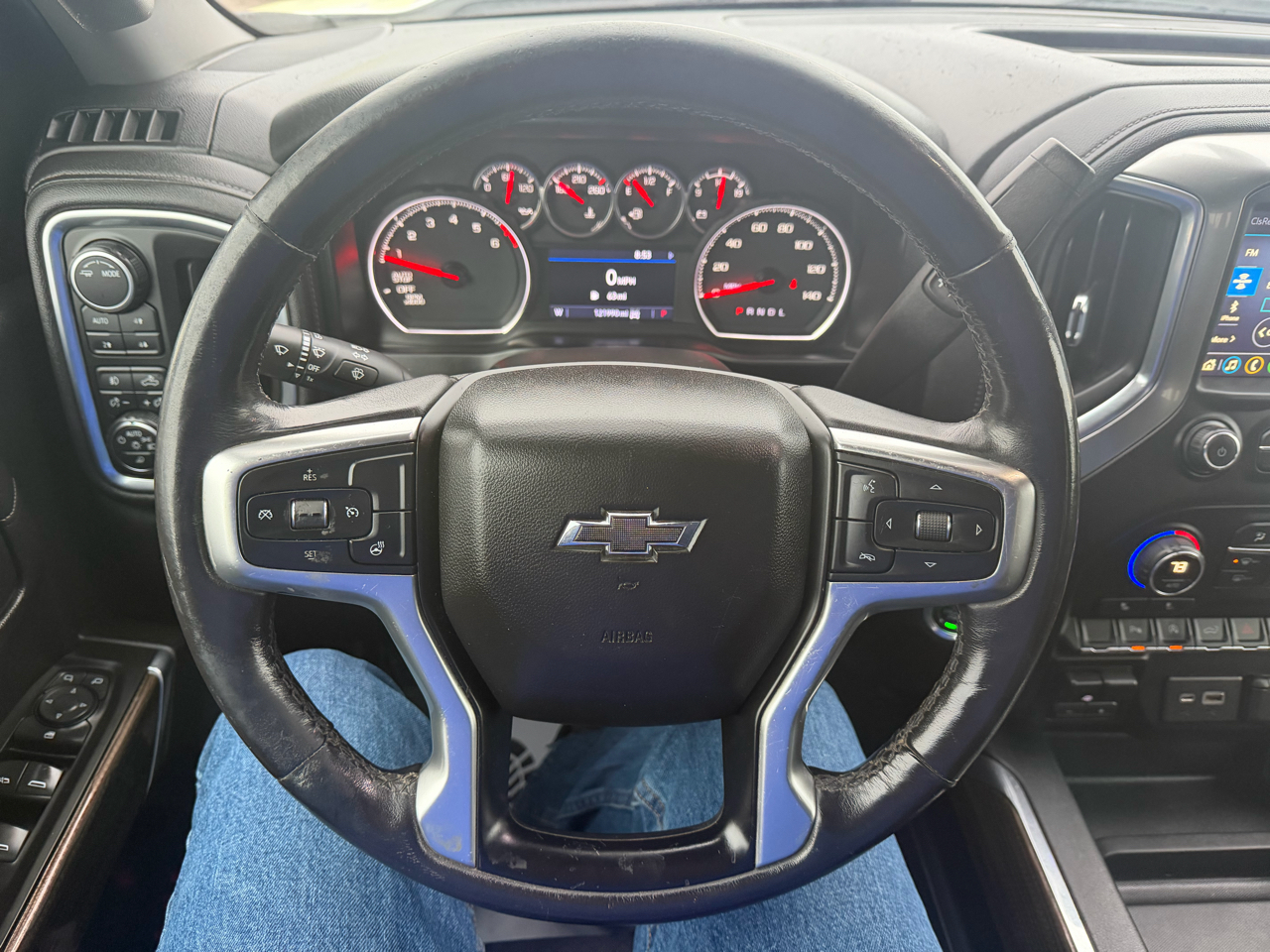 Chevrolet Silverado 1500 4WD Crew Cab 147" RST 2020