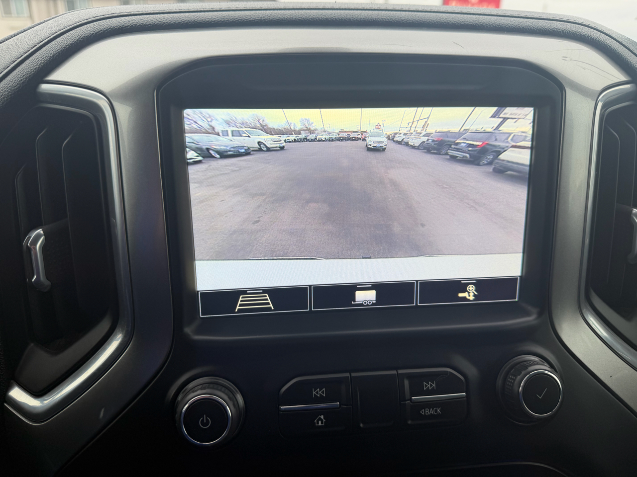 Chevrolet Silverado 1500 4WD Crew Cab 147" RST 2020