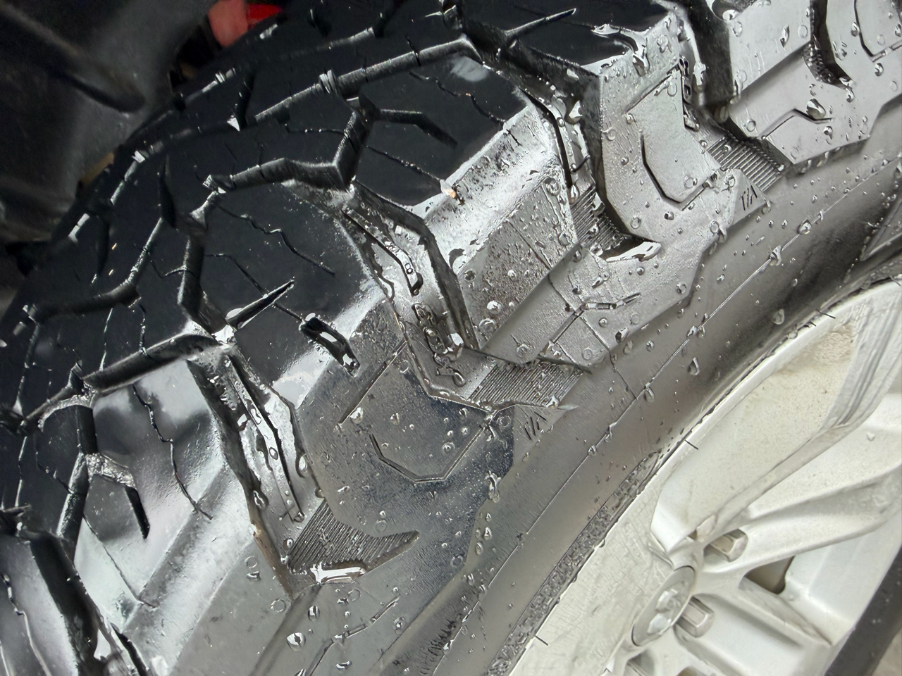 RAM 1500 Laramie 4x4 Crew Cab 5'7" Box 2022