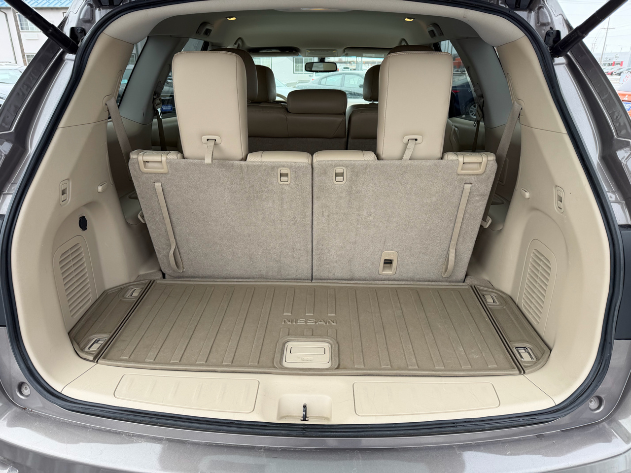 Nissan Pathfinder 4WD 4dr Platinum 2013