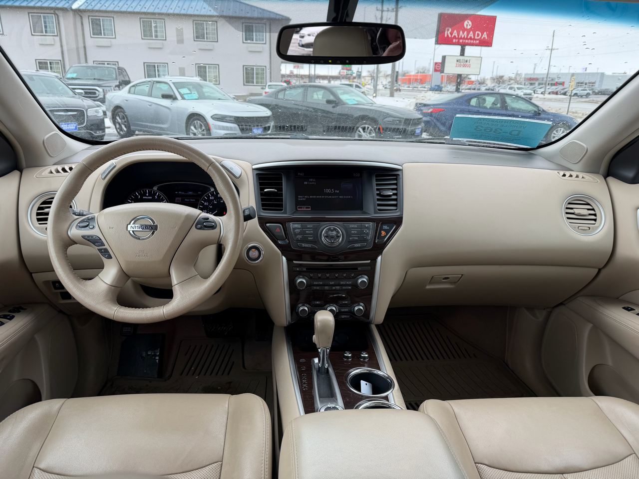 Nissan Pathfinder 4WD 4dr Platinum 2013