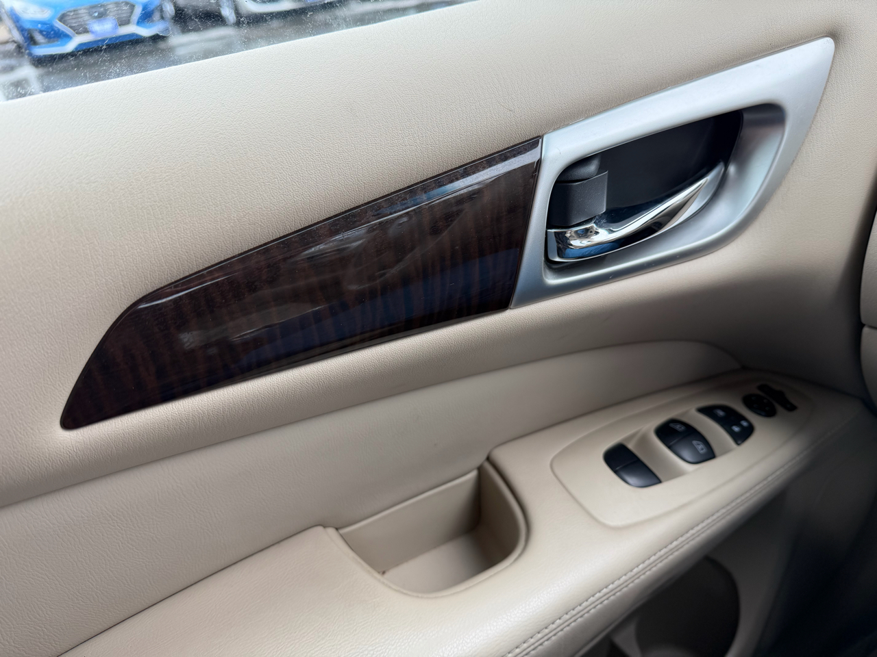 Nissan Pathfinder 4WD 4dr Platinum 2013