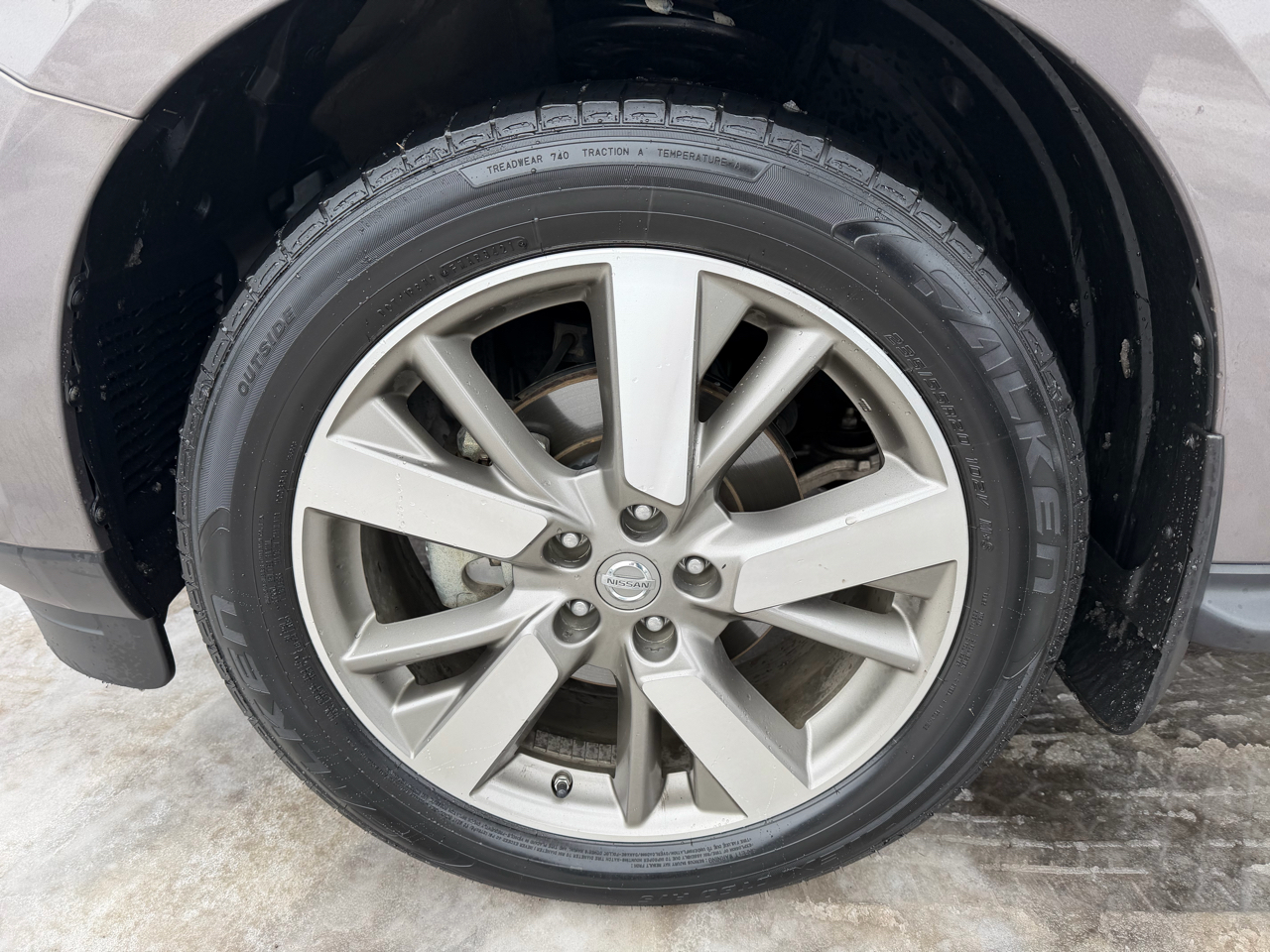 Nissan Pathfinder 4WD 4dr Platinum 2013