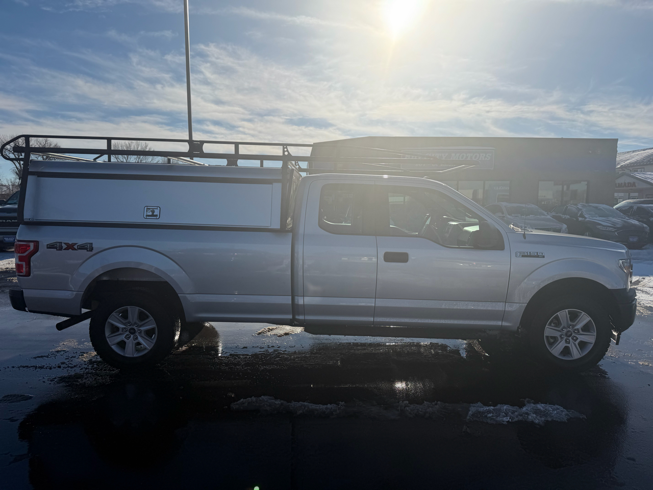 Ford F-150 XL SuperCab Long Bed 4WD 2019