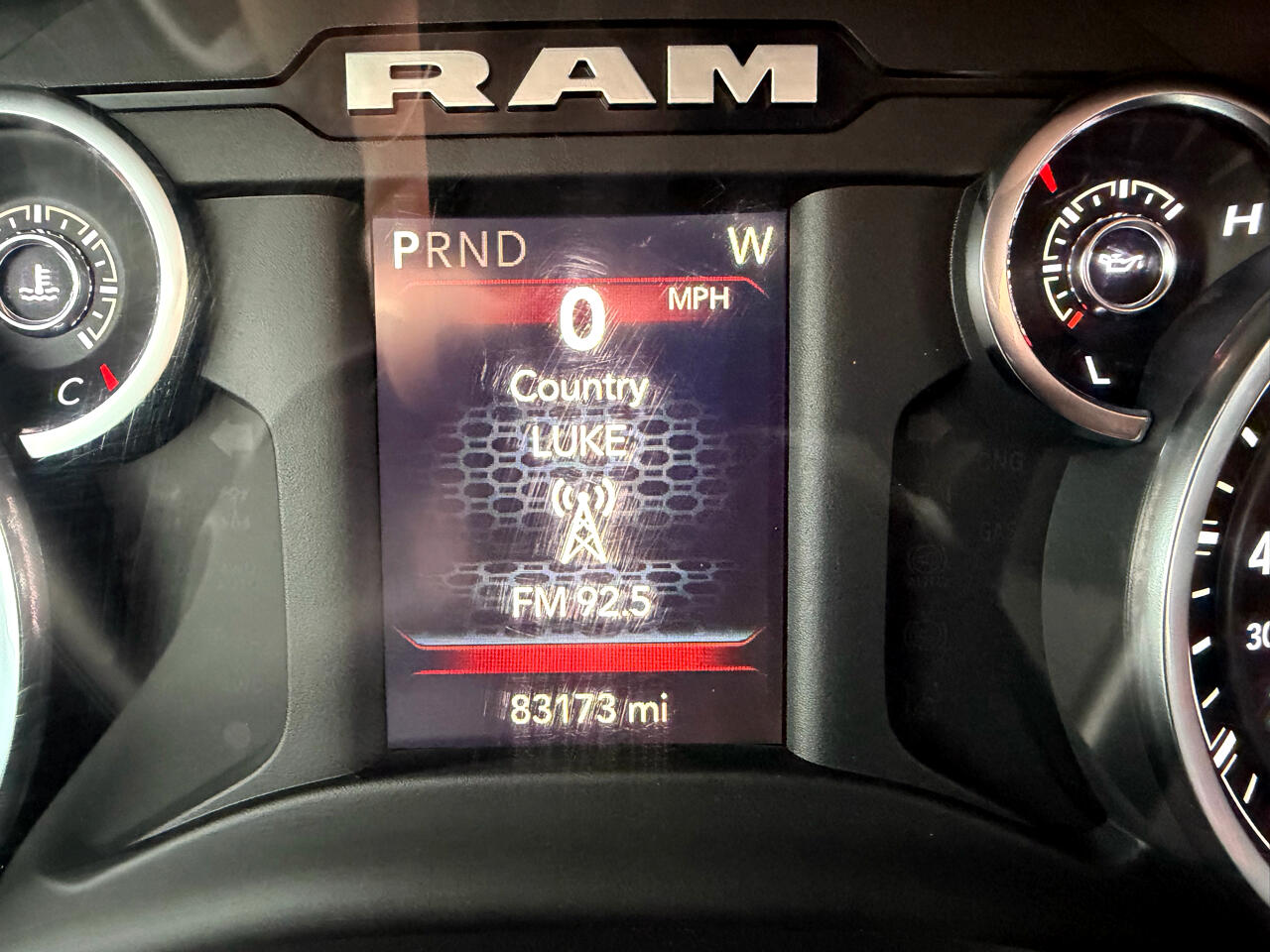 RAM 2500 Tradesman 4x4 Crew Cab 6'4" Box 2022