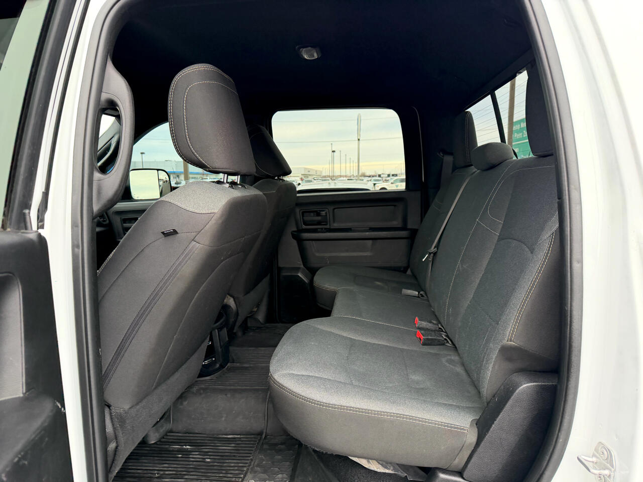 RAM 2500 Tradesman 4x4 Crew Cab 6'4" Box 2022