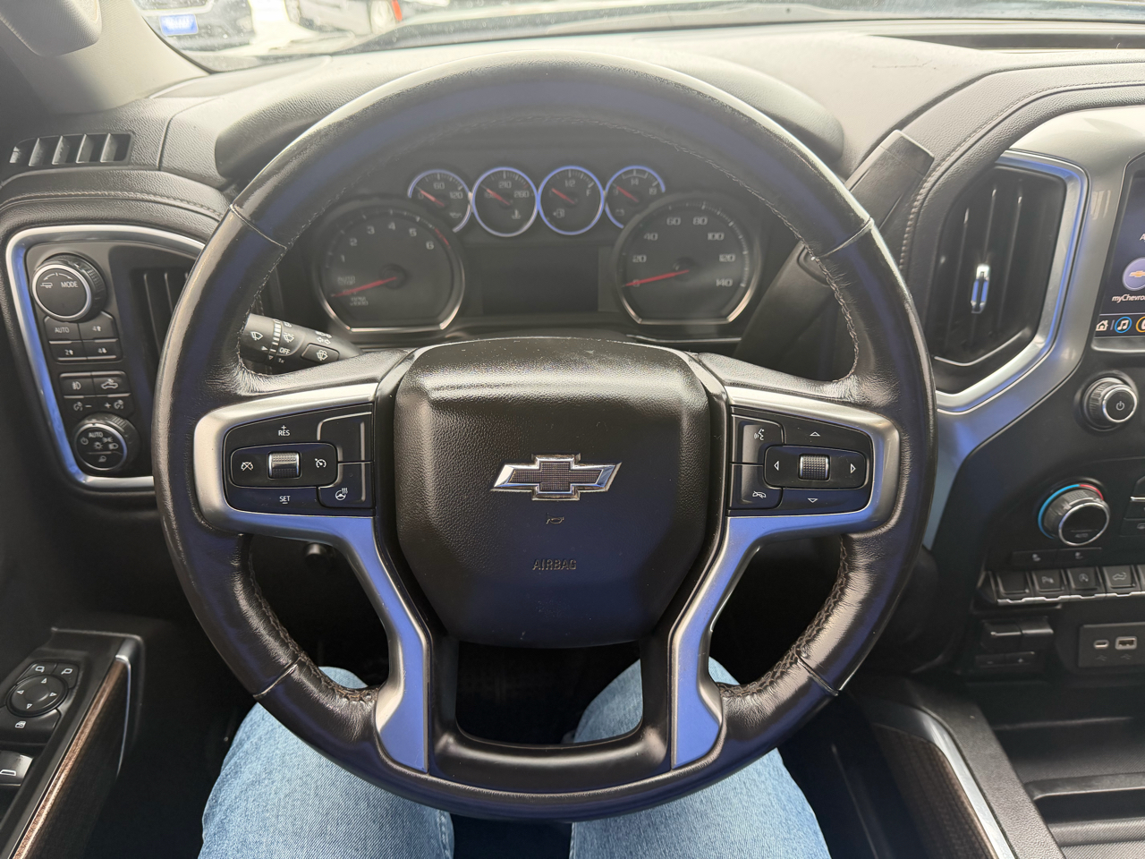 Chevrolet Silverado 1500 4WD Crew Cab 147" LT Trail Boss 2020