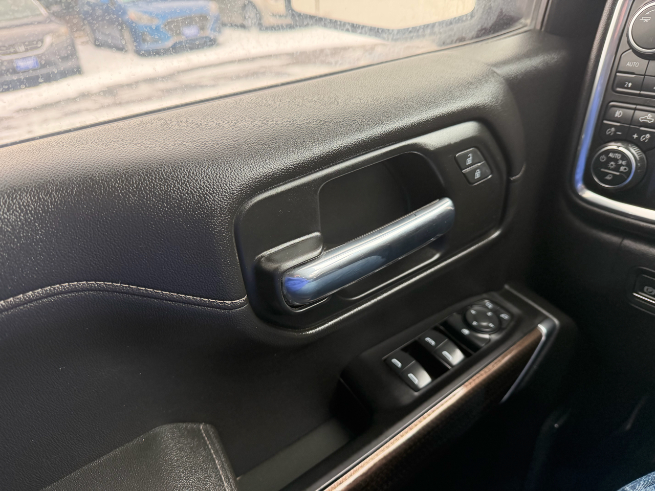 Chevrolet Silverado 1500 4WD Crew Cab 147" LT Trail Boss 2020