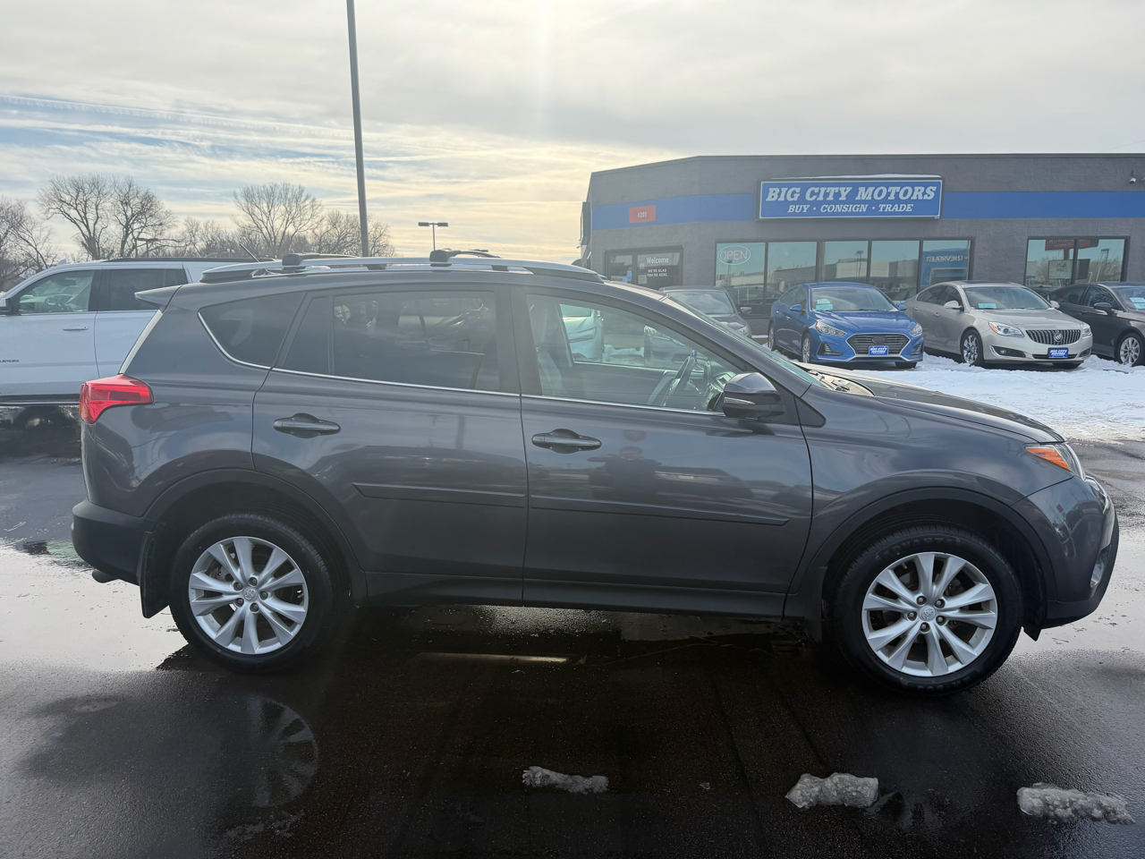 Toyota RAV4 AWD 4dr Limited (Natl) 2015