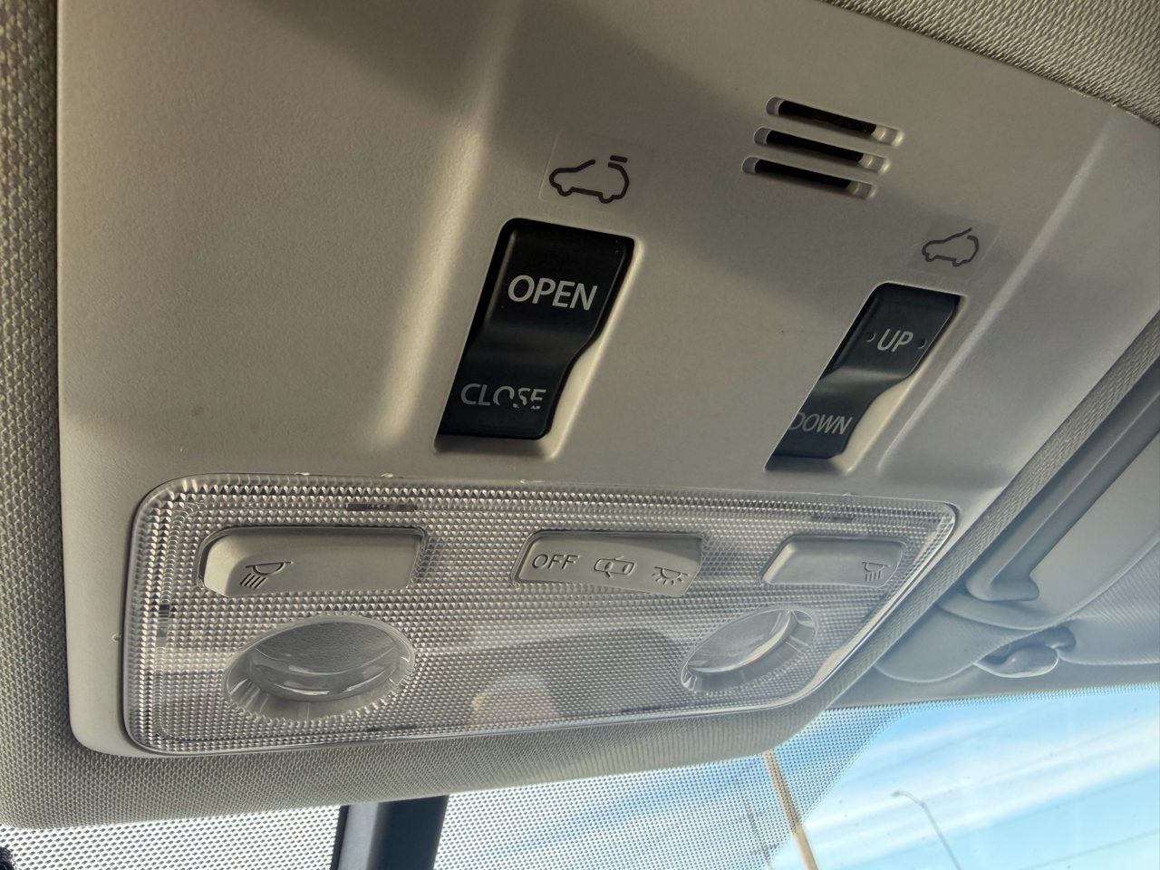 Toyota RAV4 AWD 4dr Limited (Natl) 2015