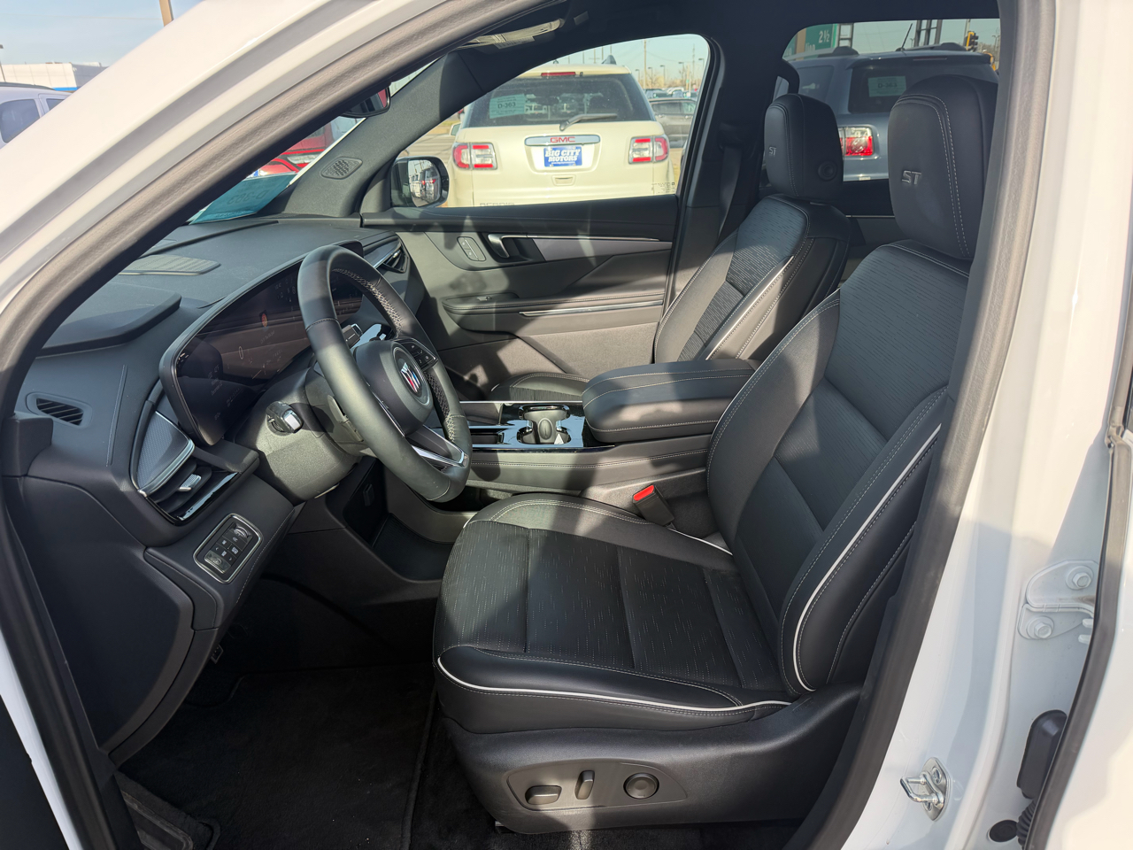 Buick Enclave 4dr Sport Touring 2025