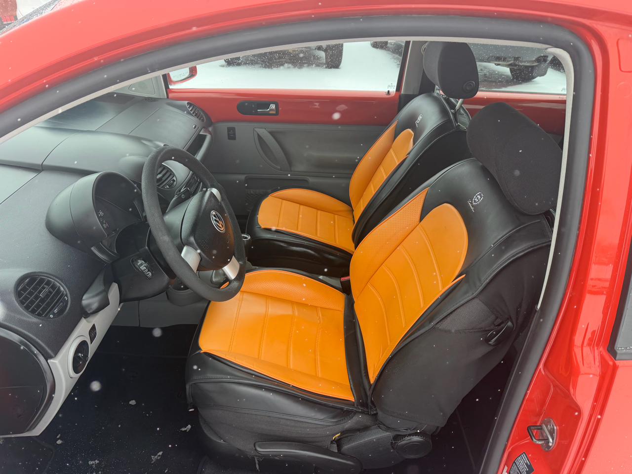 Volkswagen New Beetle Coupe 2dr Cpe GL Auto 2003