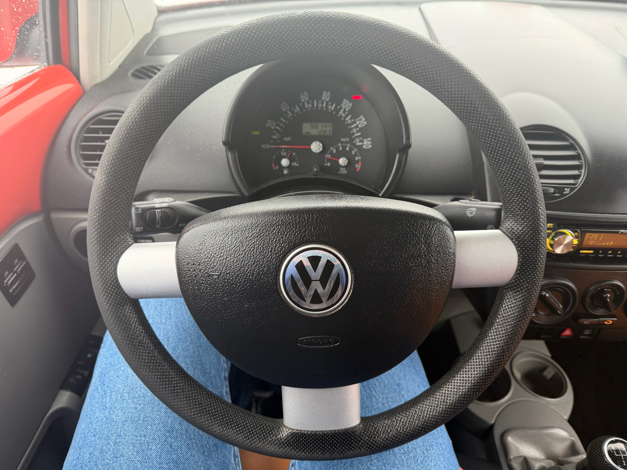 Volkswagen New Beetle Coupe 2dr Cpe GL Auto 2003