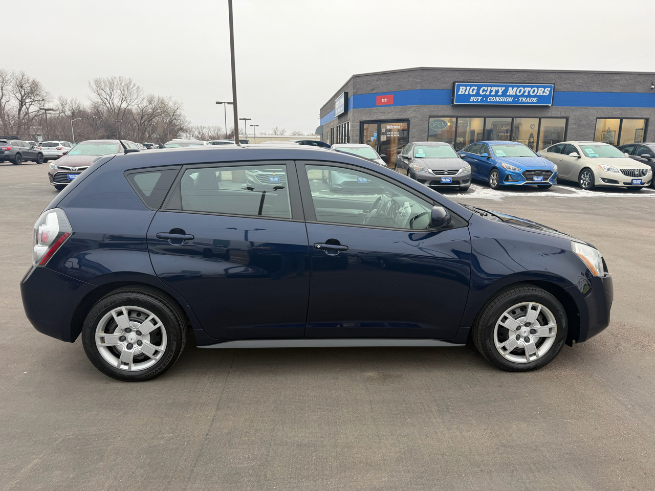 Pontiac Vibe 4dr HB FWD w/1SB 2009