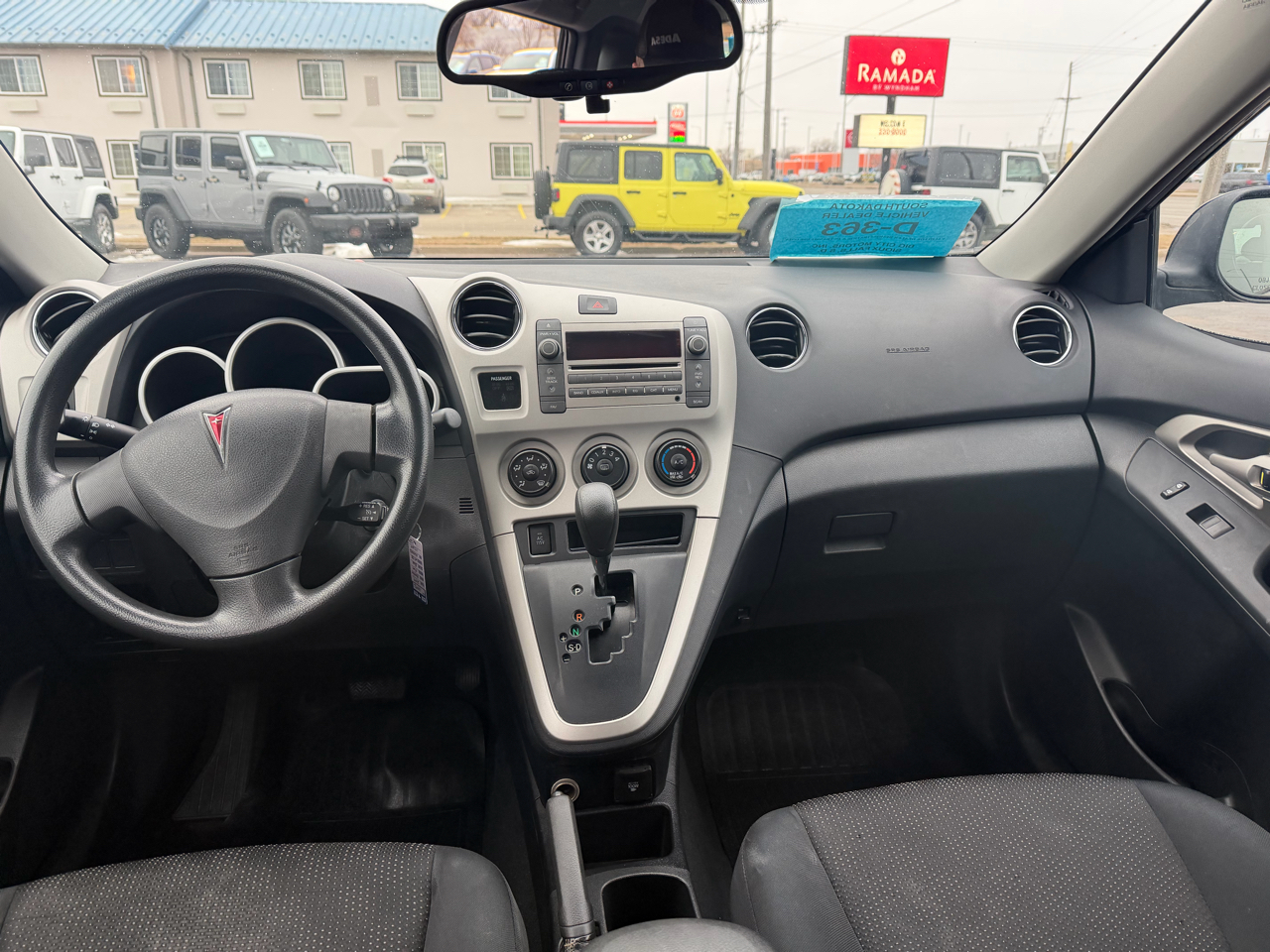 Pontiac Vibe 4dr HB FWD w/1SB 2009