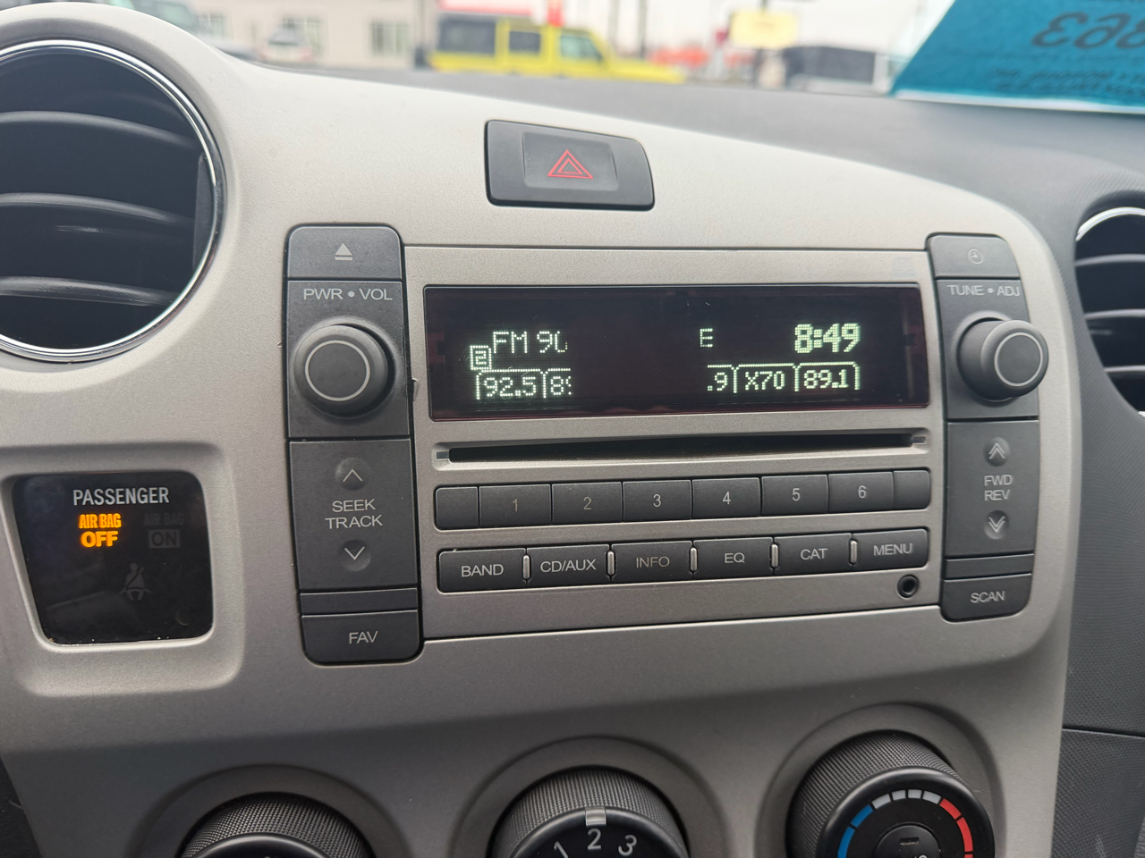 Pontiac Vibe 4dr HB FWD w/1SB 2009