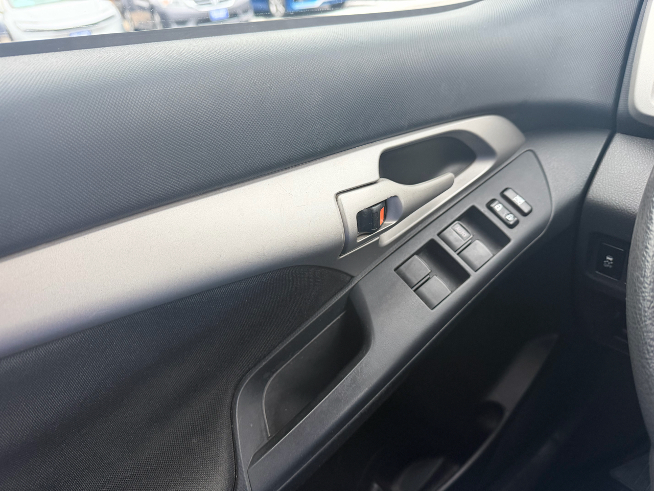 Pontiac Vibe 4dr HB FWD w/1SB 2009