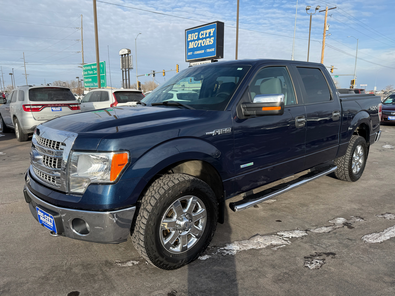 2013 Ford F-150 4WD SuperCrew 145" XLT