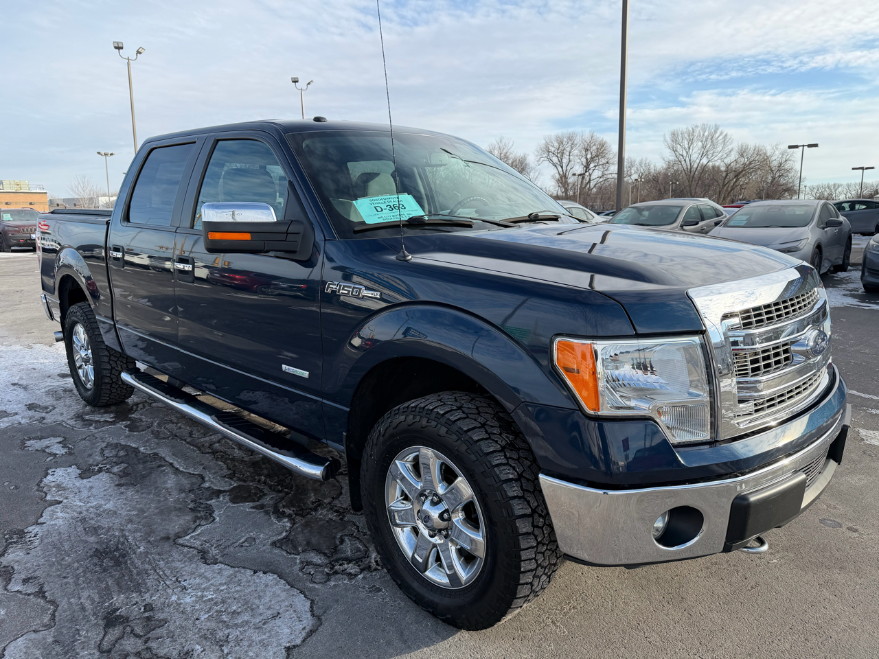 Ford F-150 4WD SuperCrew 145" XLT 2013