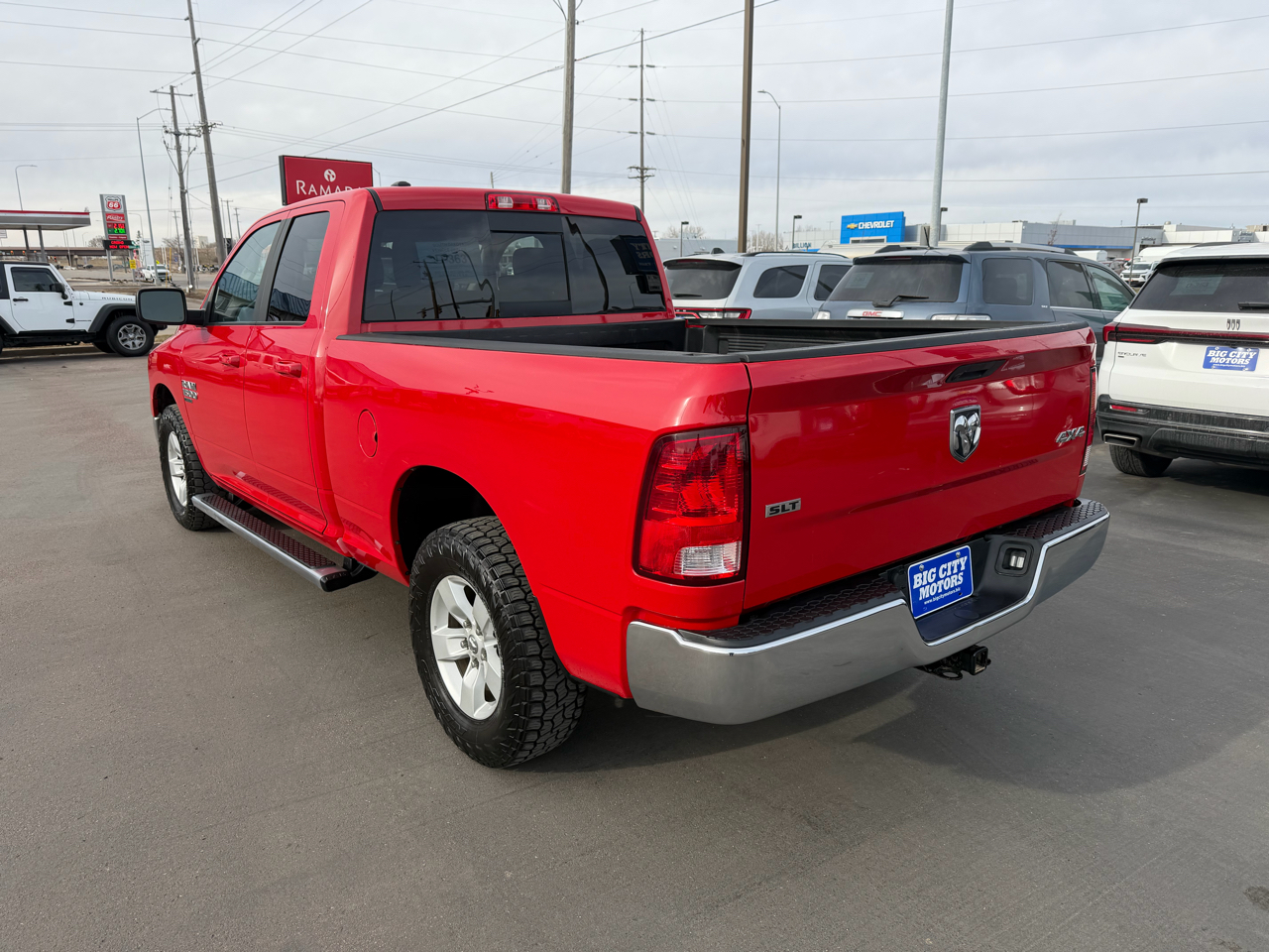 RAM 1500 Classic SLT 4x4 Quad Cab 6'4" Box 2020