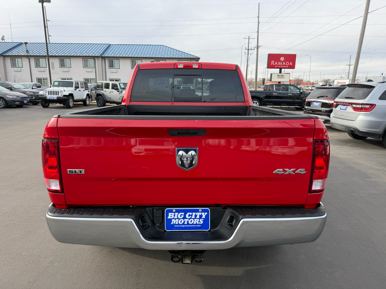 RAM 1500 Classic SLT 4x4 Quad Cab 6'4" Box 2020