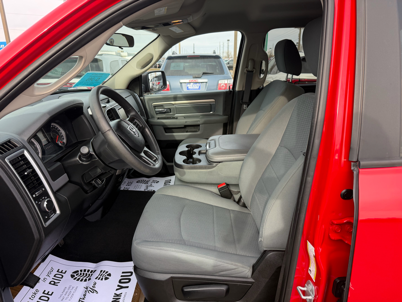 RAM 1500 Classic SLT 4x4 Quad Cab 6'4" Box 2020