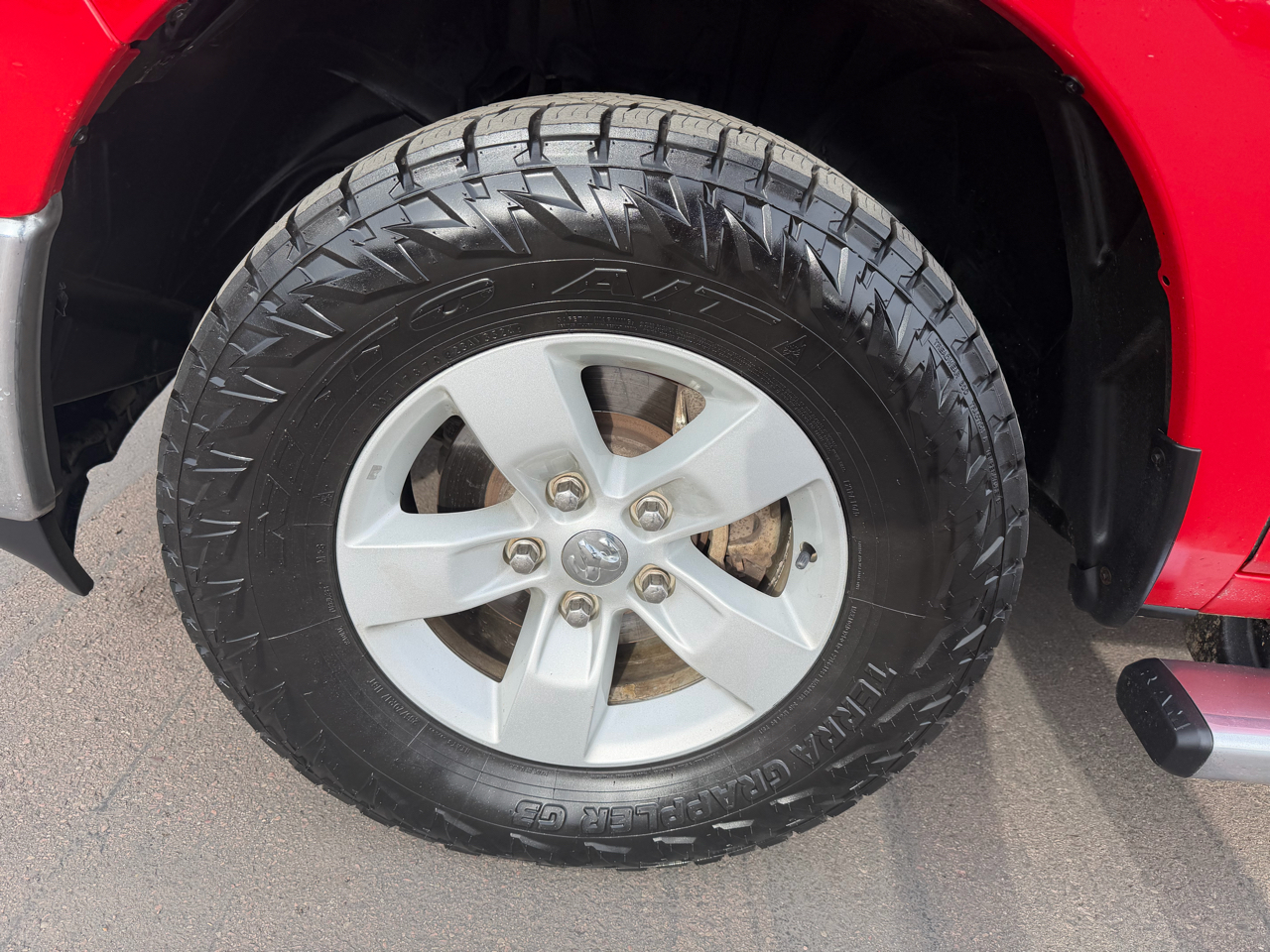 RAM 1500 Classic SLT 4x4 Quad Cab 6'4" Box 2020