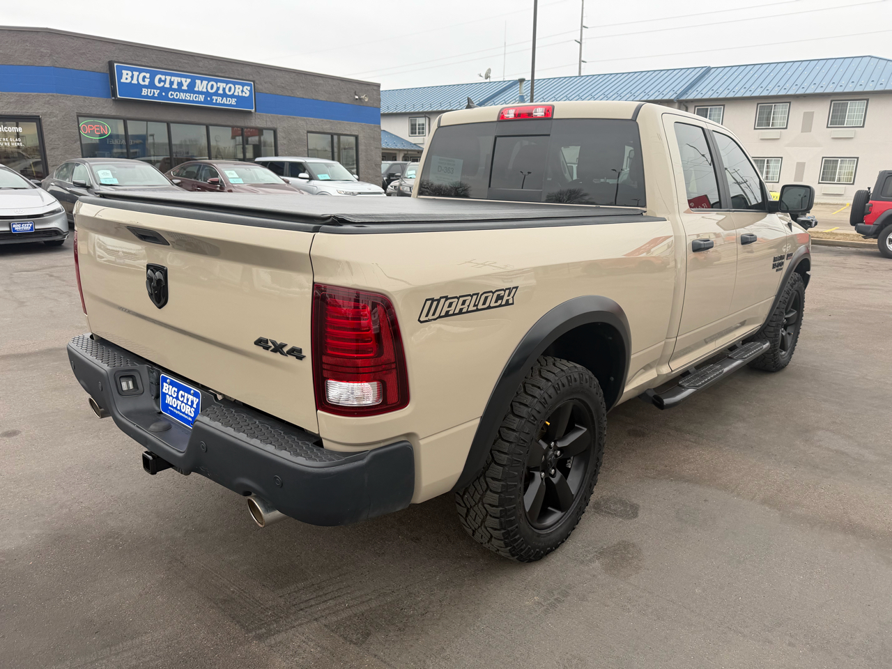 RAM 1500 Classic Warlock 4x4 Quad Cab 6'4" Box 2019