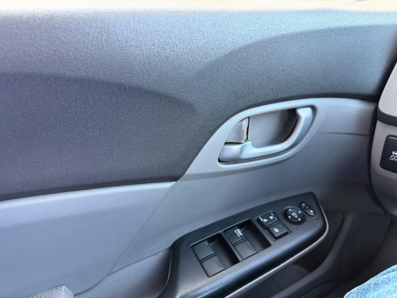 Honda Civic Sdn 4dr Man LX 2012