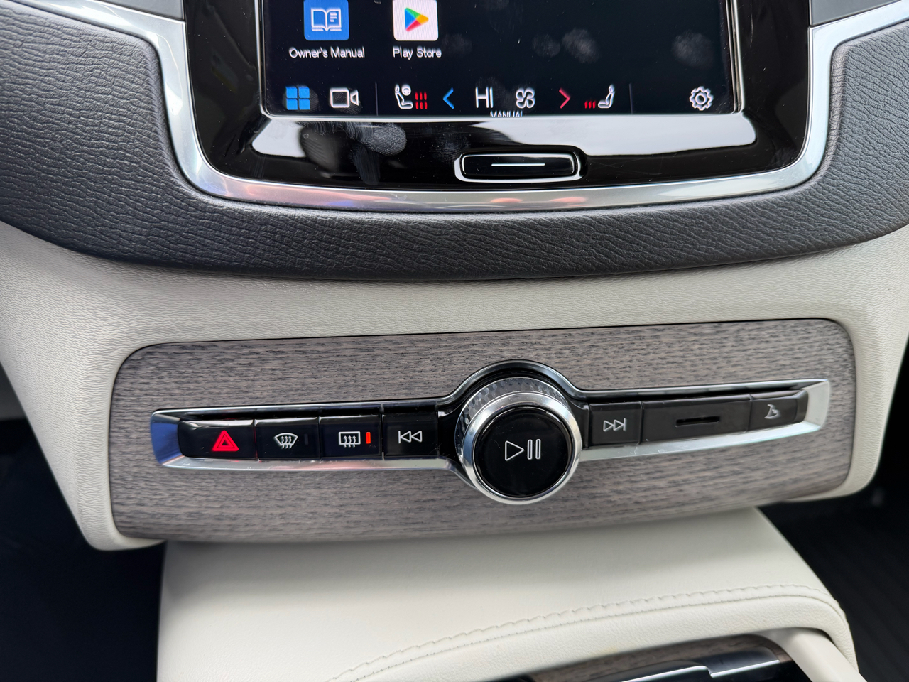 Volvo XC90 B6 AWD Core 7P 2023