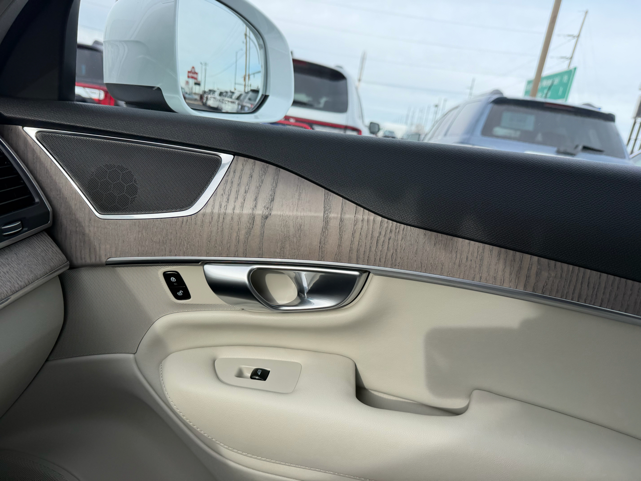 Volvo XC90 B6 AWD Core 7P 2023