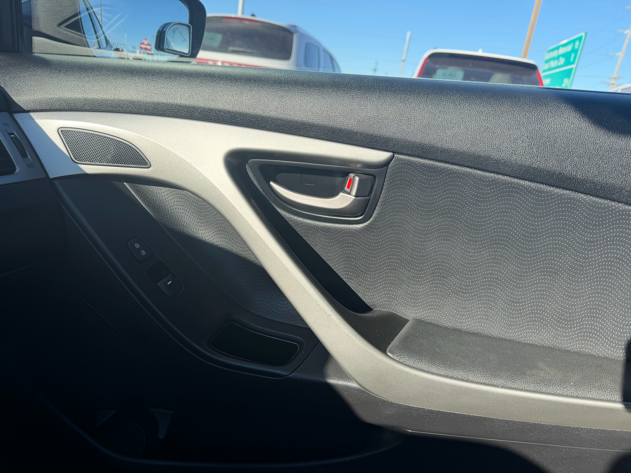 Hyundai Elantra 4dr Sdn Auto Limited (Alabama Plant) 2012