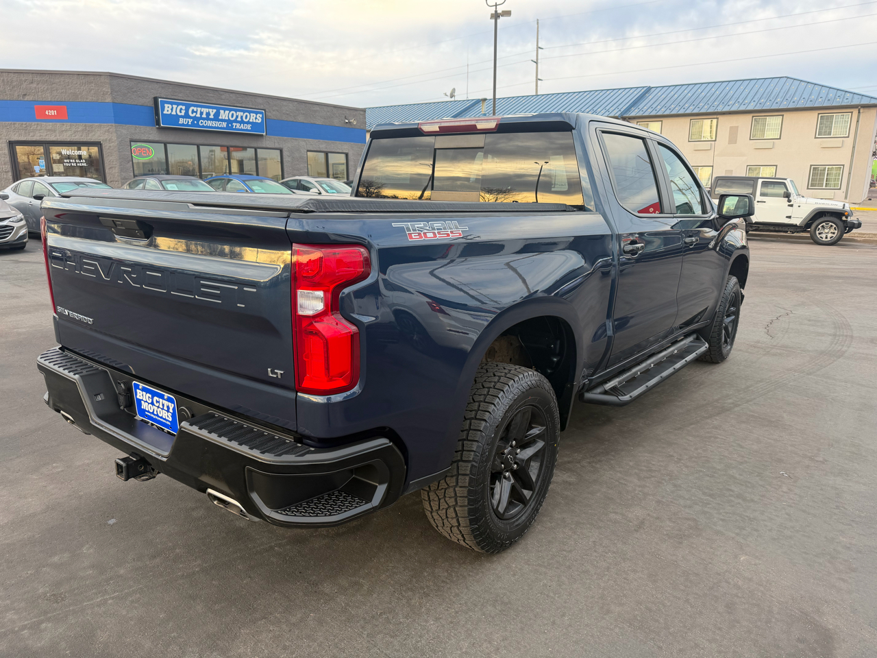 Chevrolet Silverado 1500 4WD Crew Cab 147" LT Trail Boss 2020