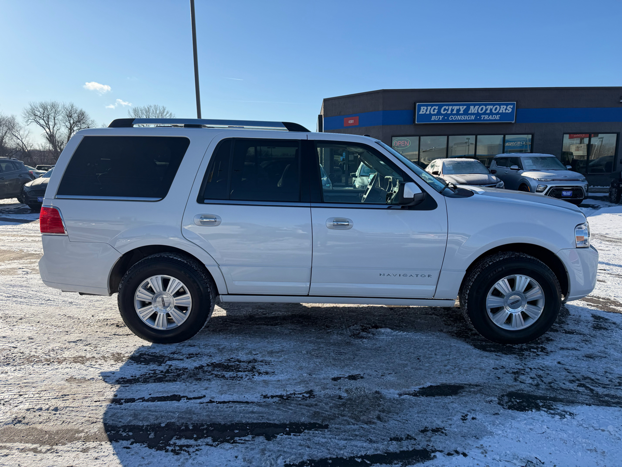 Lincoln Navigator 4WD 4dr 2011