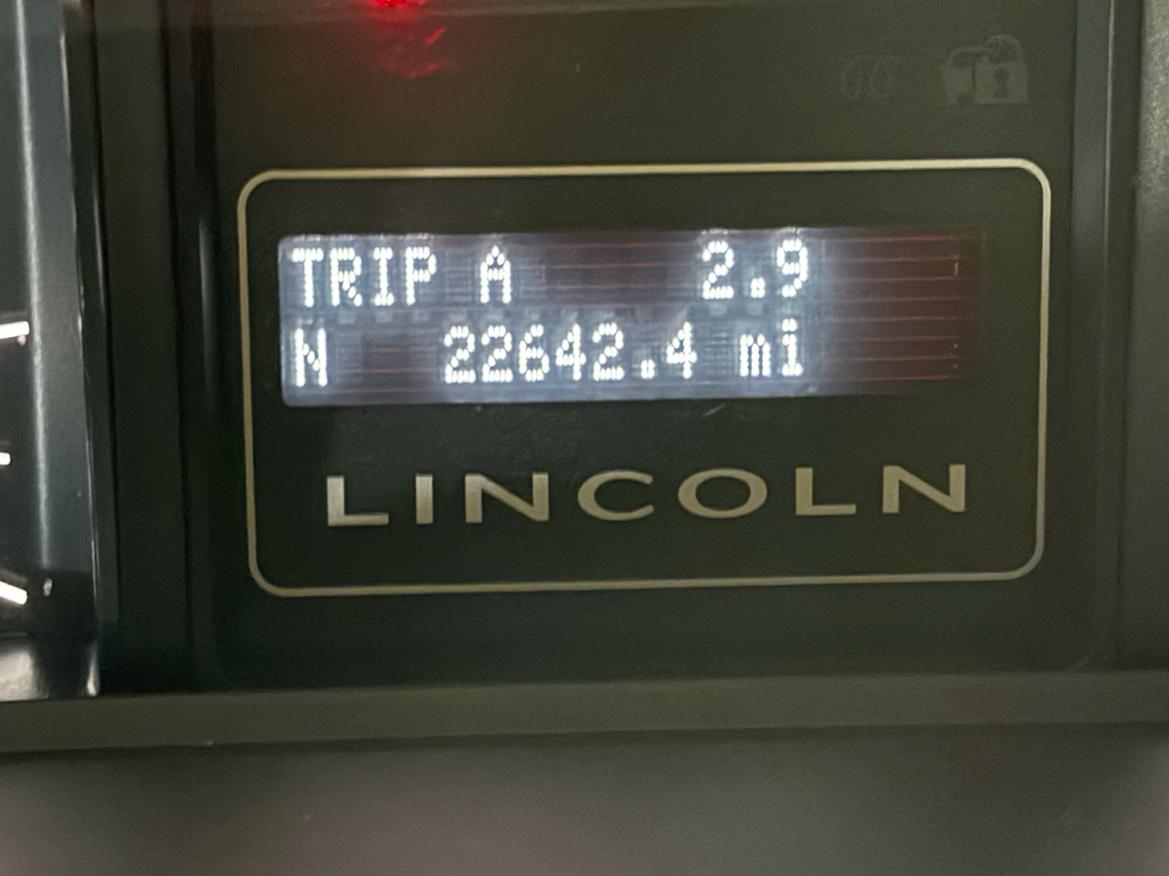 Lincoln Navigator 4WD 4dr 2011