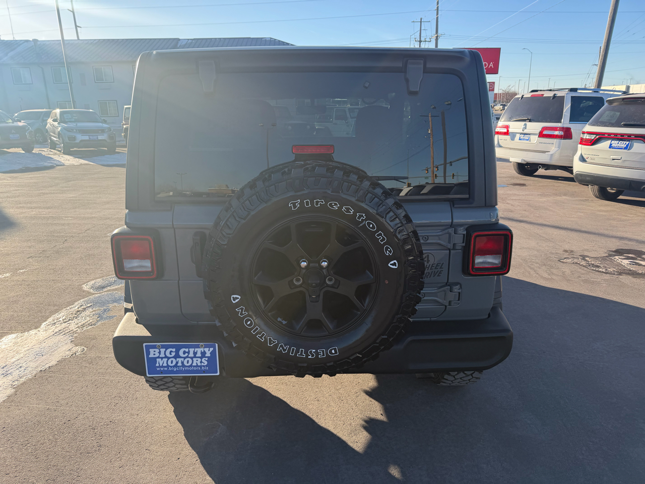 Jeep Wrangler Willys 2 Door 4x4 2023