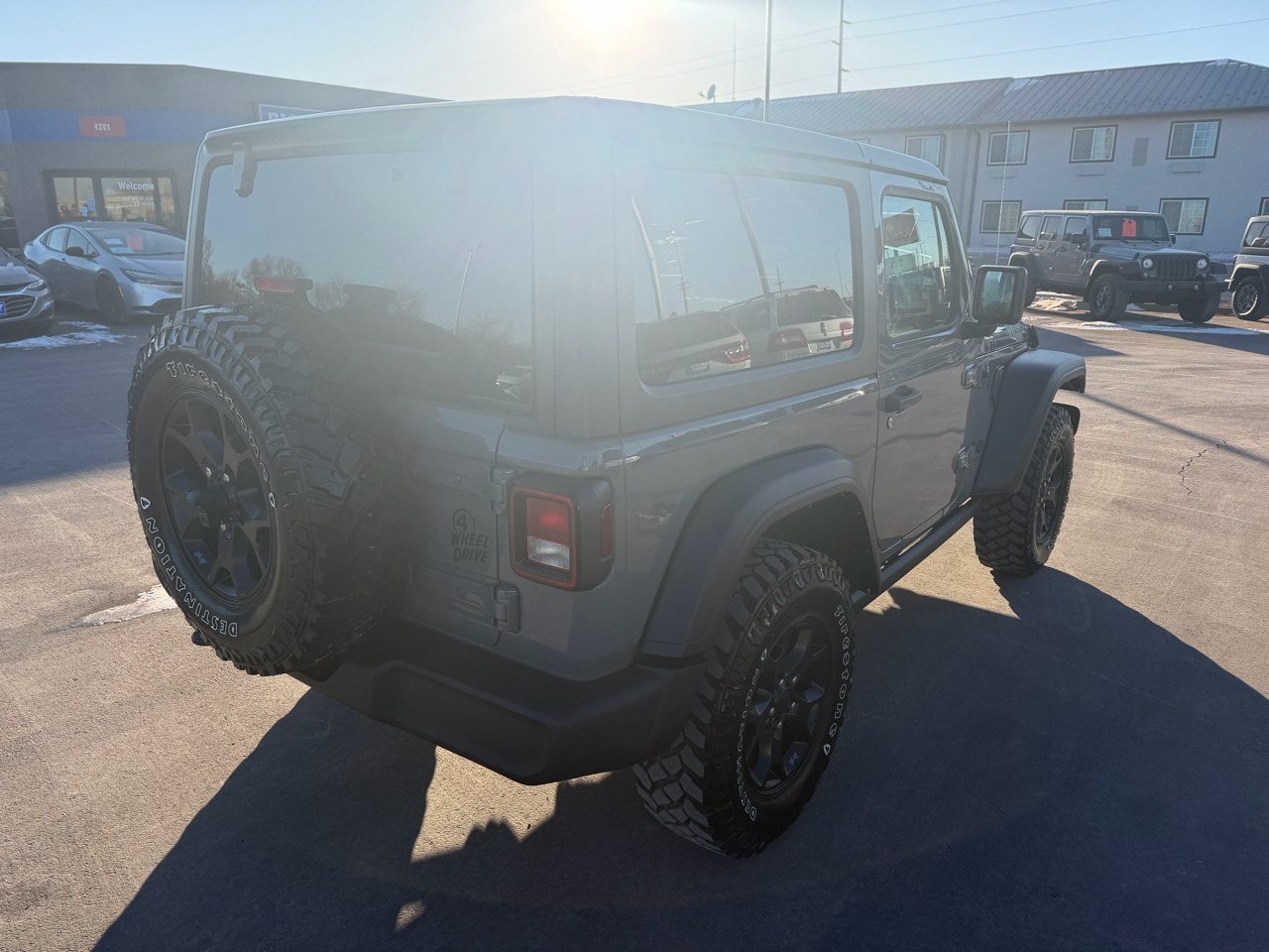 Jeep Wrangler Willys 2 Door 4x4 2023