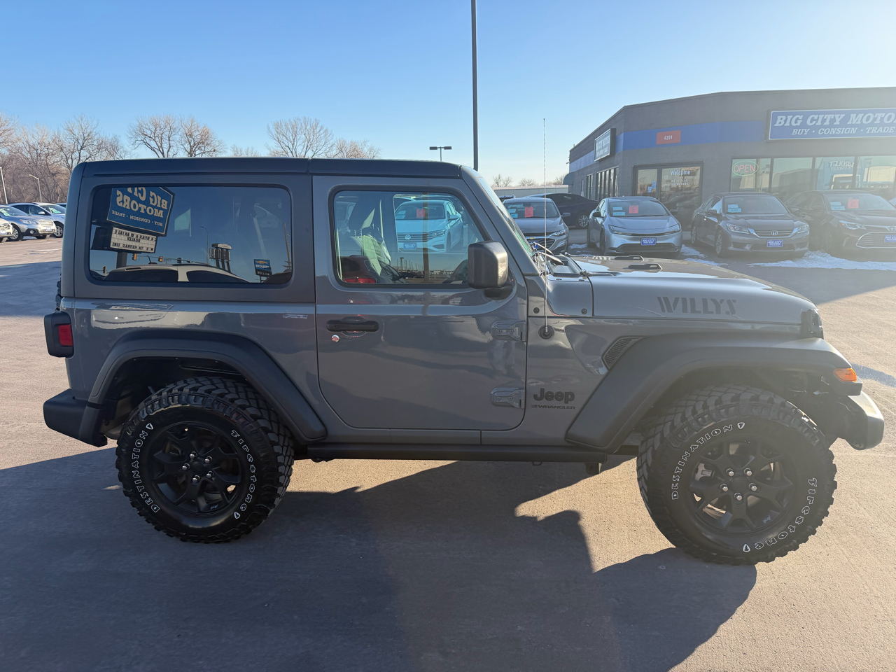 Jeep Wrangler Willys 2 Door 4x4 2023