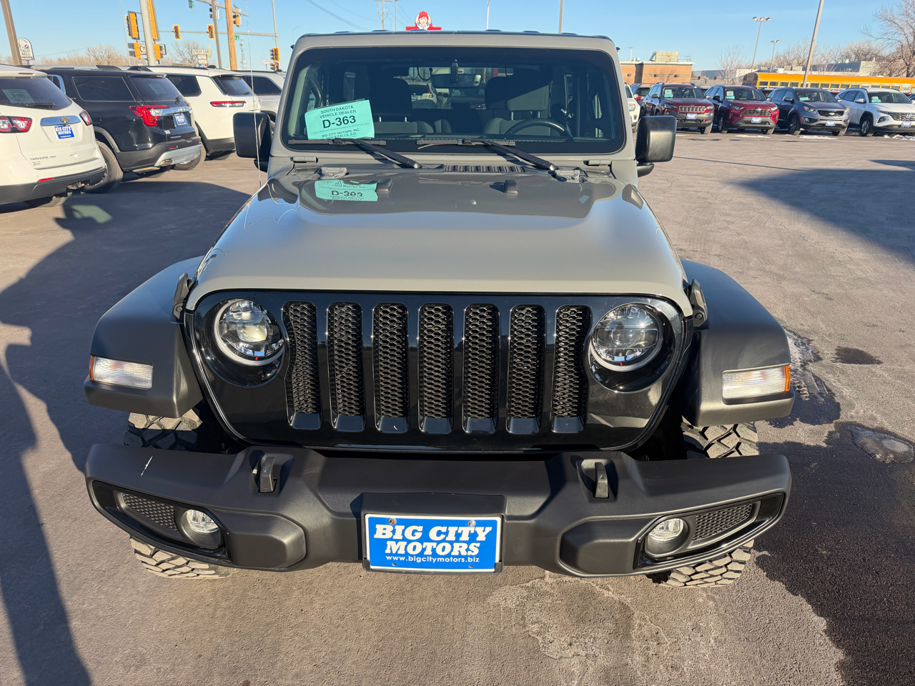 Jeep Wrangler Willys 2 Door 4x4 2023