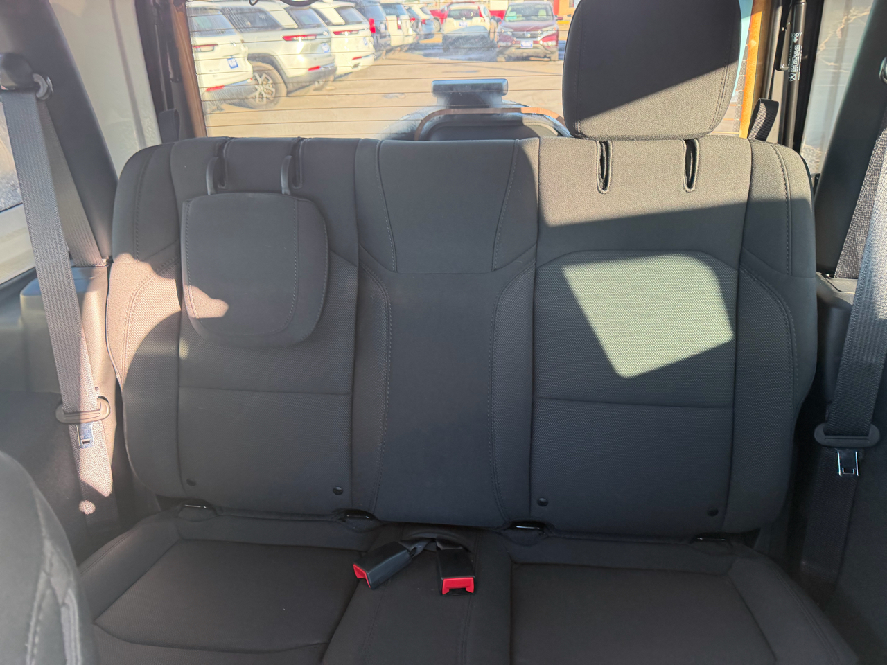 Jeep Wrangler Willys 2 Door 4x4 2023